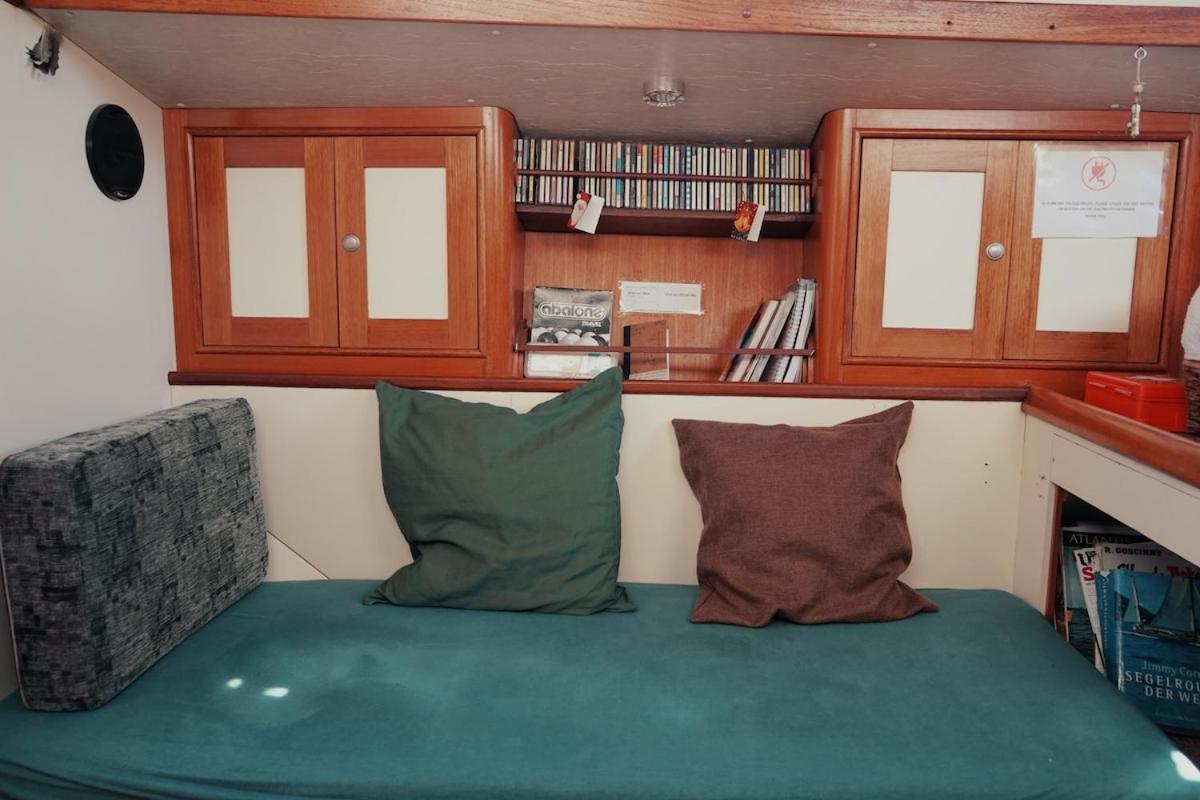 Cozy Lisbon Marina Sleepaboard - Sail Away 호텔 외부 사진