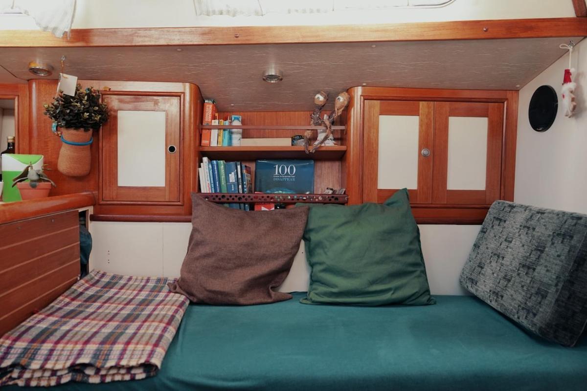 Cozy Lisbon Marina Sleepaboard - Sail Away 호텔 외부 사진